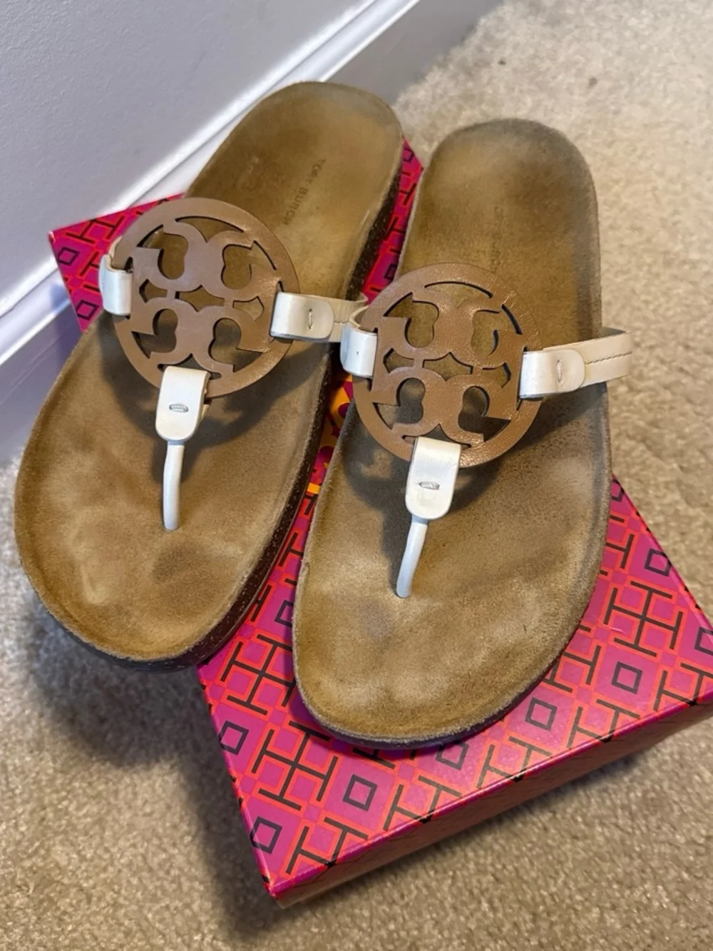 Tory Burch White Leather Logo Thong Sandals with Tan Medallions